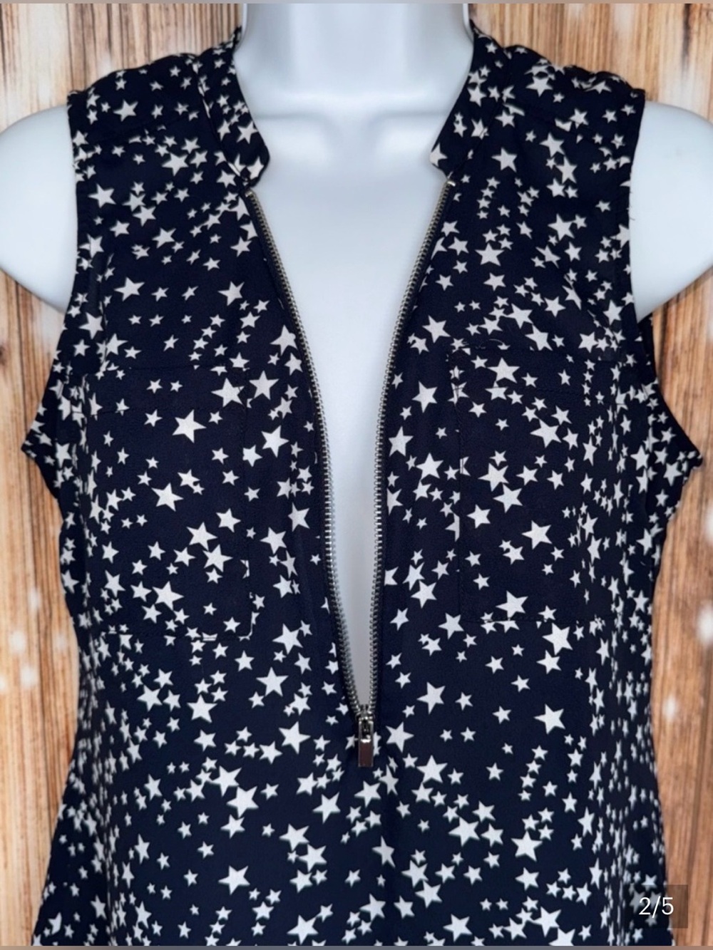 New York & Co. - Navy Blue with White Stars Sleeveless Blouse / Size XL / NWT